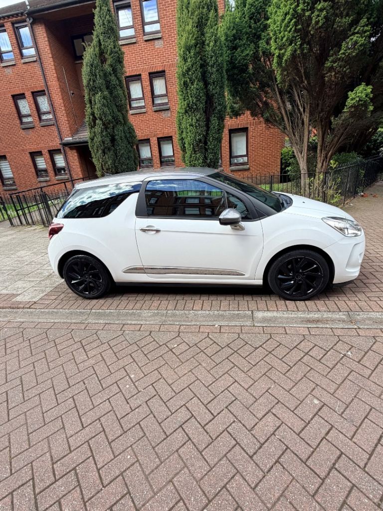 2015 DS 3 1.2 petrol Manual | 95k | MOT Jun 2027 | £20 Tax