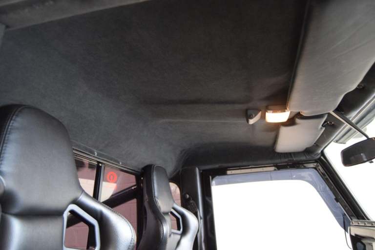 Defender 90 TD5 Pickup