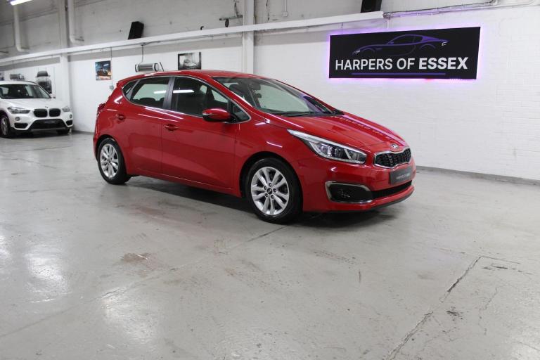 2016 Kia Ceed 1.6 GDi 2 Euro 6 (s/s) 5dr HATCHBACK Petrol Manual
