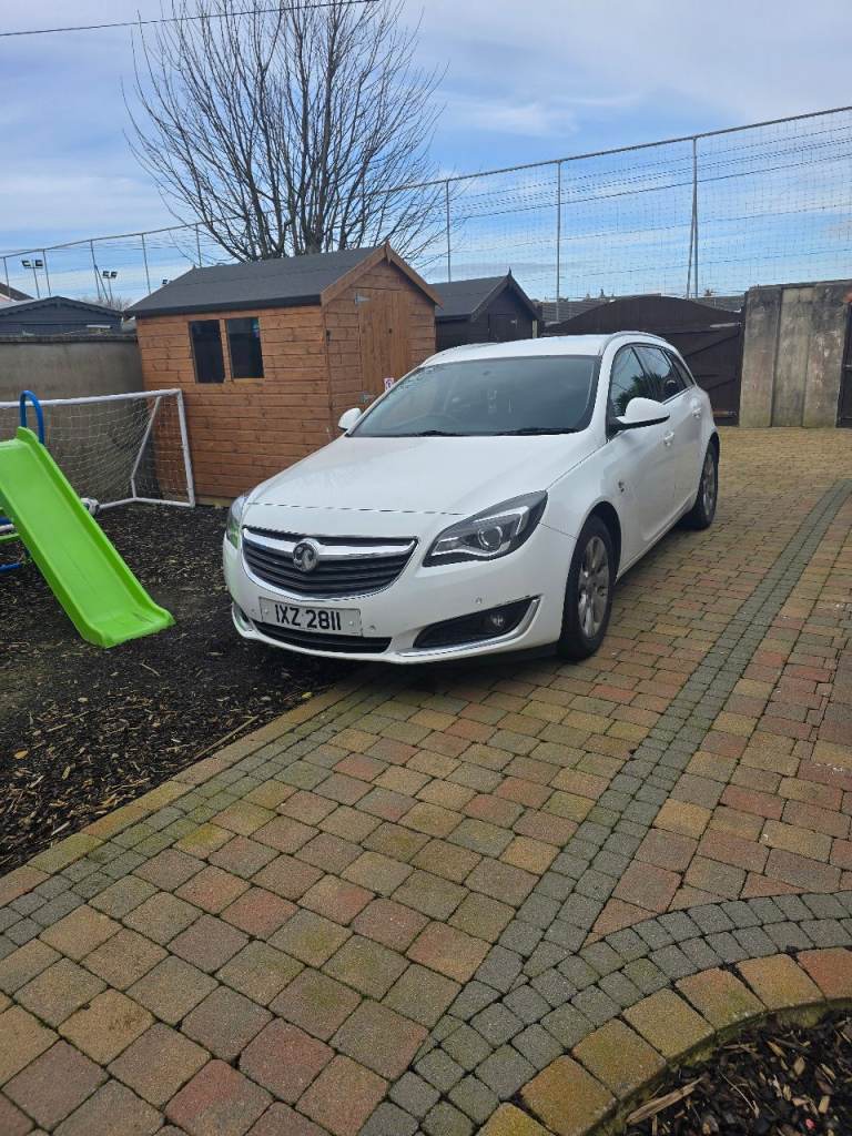 Vauxhall, INSIGNIA, Estate, 2015, Manual, 1598 (cc), 5 doors