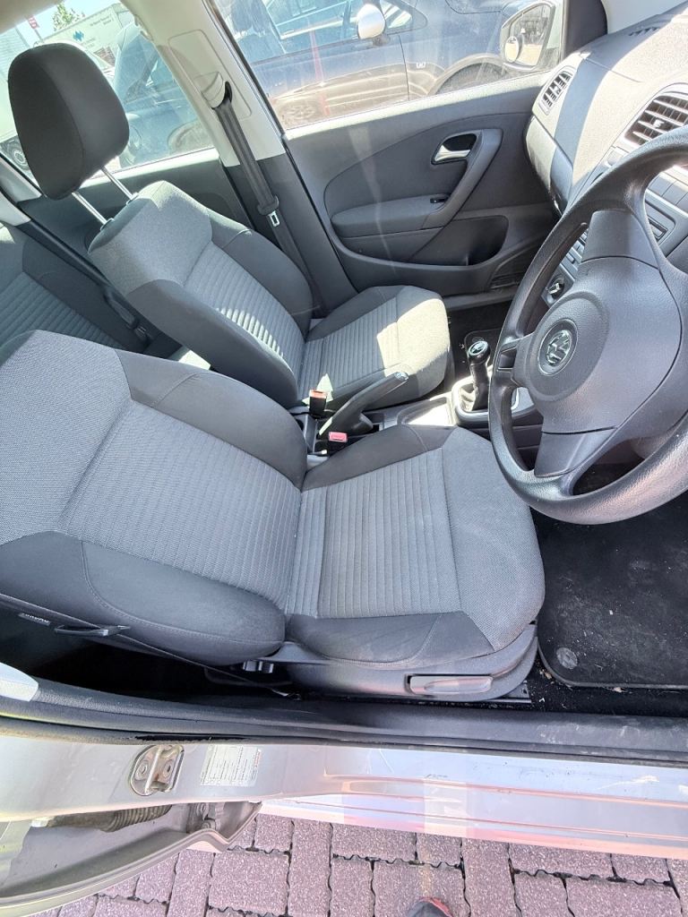 Volkswagen, POLO, Hatchback, 2012, Manual, 1198 (cc), 5 doors