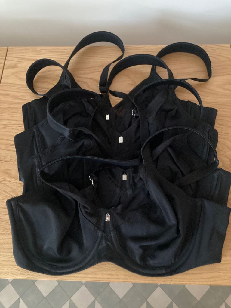 Triumph True Sensation Underwired Black Bras x 4 36C