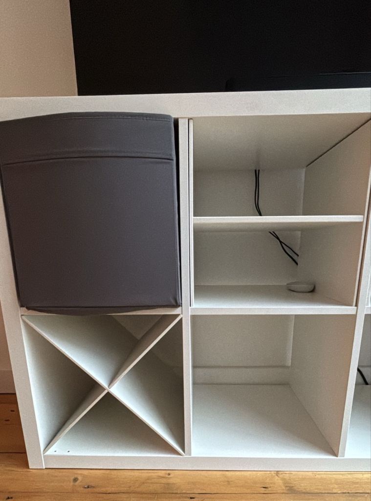 Storage Unit / TV Stand 