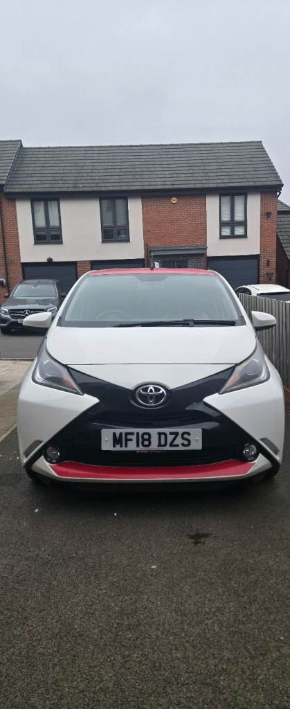 Toyota, AYGO, Hatchback, 2018, Semi-Auto, 998 (cc), 5 doors