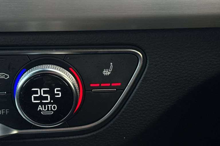 2018 Audi Q5 40 TDI Quattro S Line 5dr S Tronic ESTATE DIESEL Automatic