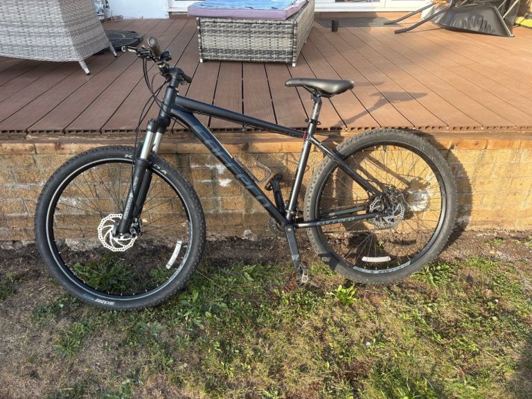 Carrera Vengeance Mountain Bike - Good Condition