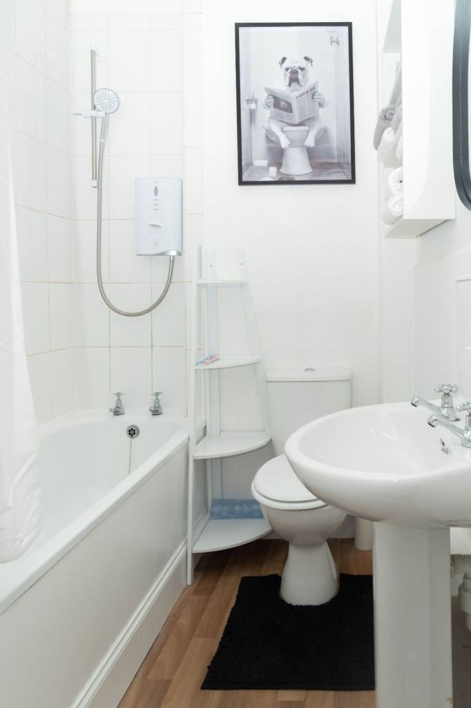 Fully Furnished  3 bed room in Leith EH6 £650-£700