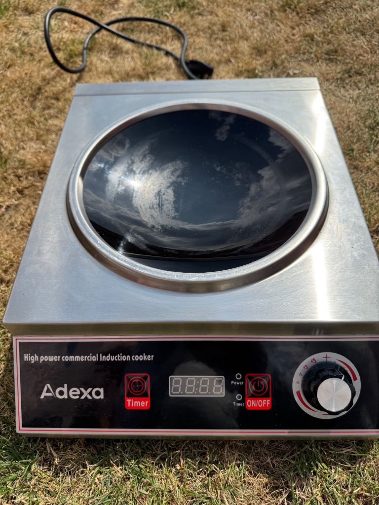 Commercial Wok Induction Wok Cooker 2800W Push Button & Knob Control 