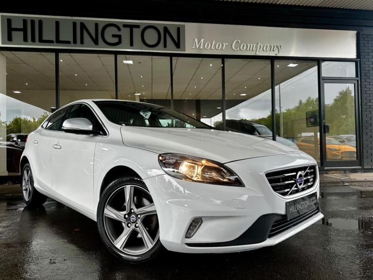 2015 Volvo V40 1.6 T2 R-Design Euro 5 (s/s) 5dr HATCHBACK Petrol Manual