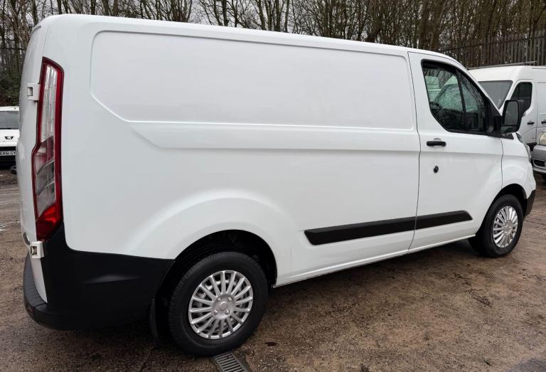 2018 Ford Transit Custom 2.0 TDCi 105ps Low Roof Van PANEL VAN DIESEL Manual