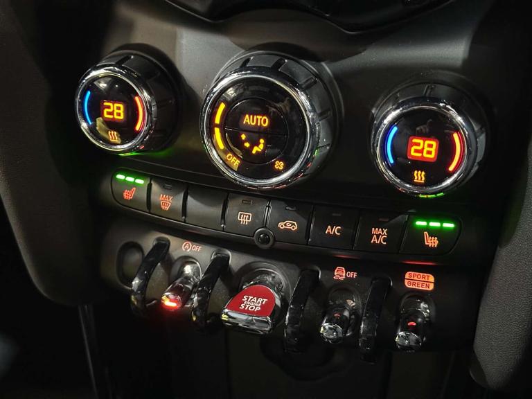 2019 MINI Hatch 2.0 Cooper S Sport II 3dr Auto HATCHBACK PETROL Automatic