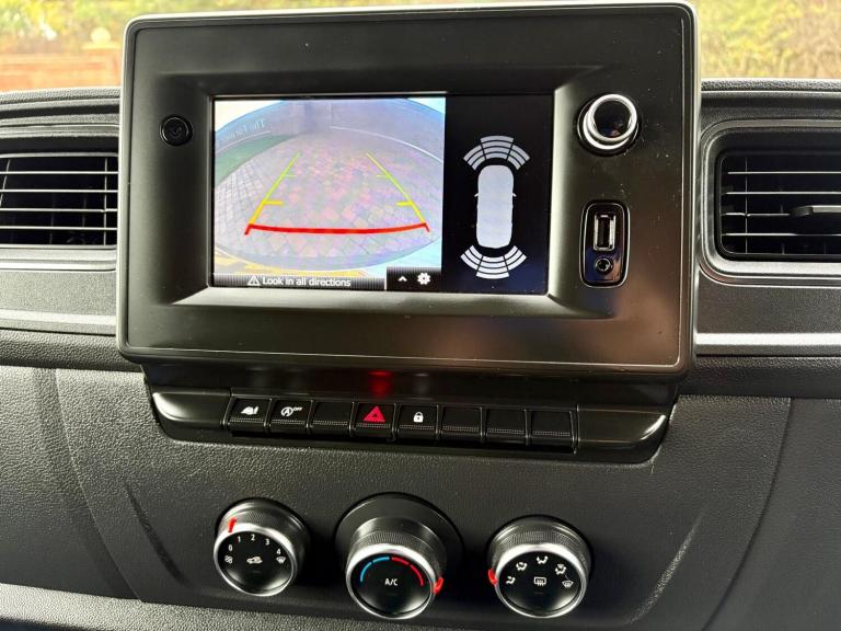 2021 Vauxhall Movano 2.3 Turbo D 180ps L2 H2 Mwb Van Tecshift ***Automatic / Workshop Van*** PANE...