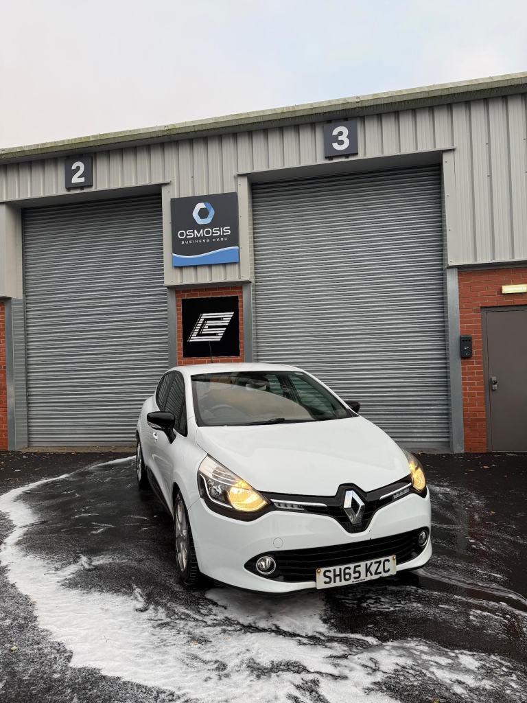 2015 Renault Clio 1.5 dCi 90 Dynamique Nav 5dr HATCHBACK DIESEL Manual