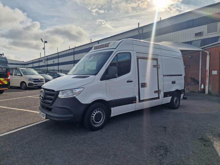Mercedes-Benz Sprinter MWB Fridge/Freezer Dual Compartment