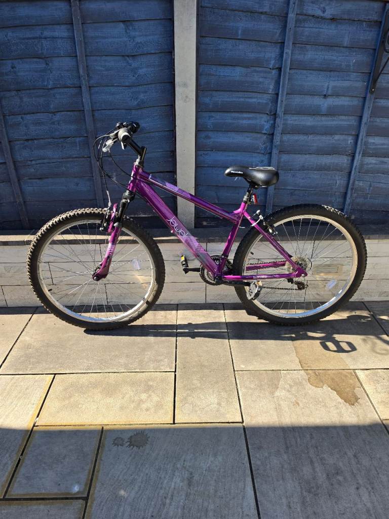 Apollo Jewel 27.5” Mountain Bike 17” Frame Shimano Gears