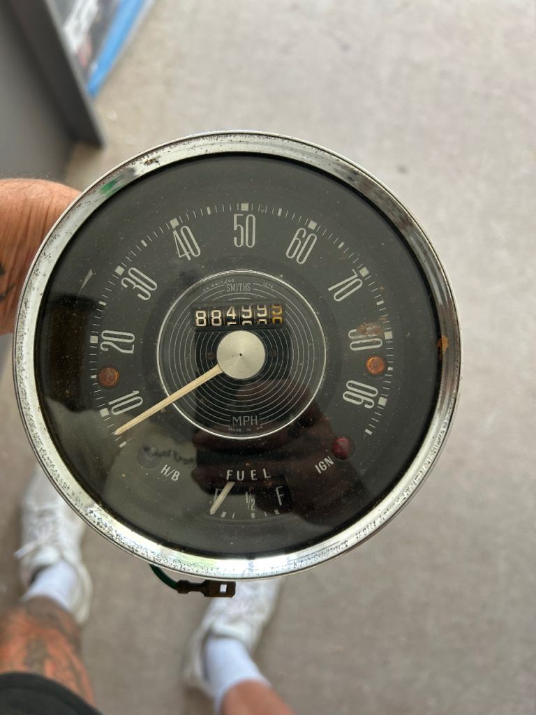 Classic mini speedo