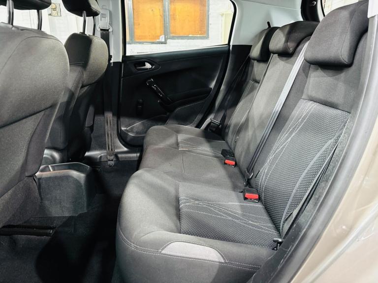 2012 Peugeot 208 1.4 e-HDi Active EGC Euro 5 (s/s) 5dr HATCHBACK Diesel Automatic