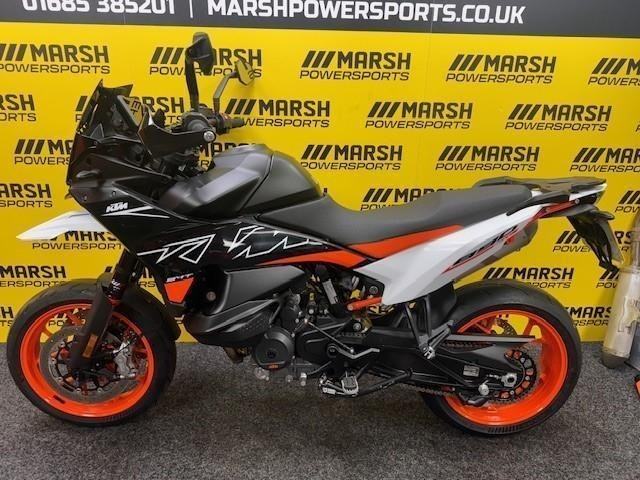 KTM 890 SMT 2024 Model,  ONLY 430 Miles ,  FULL TECH PACK !!
