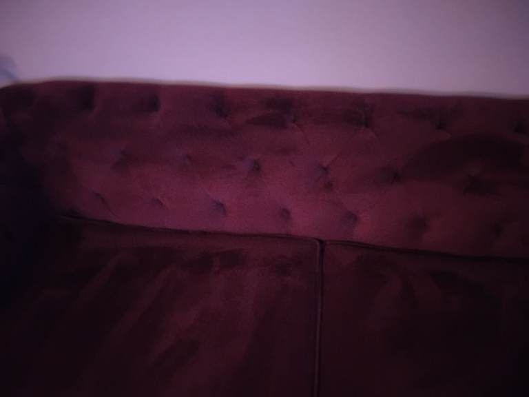 2-Seater Chesterfield Style Sofa in Red Velvet – Good Condition