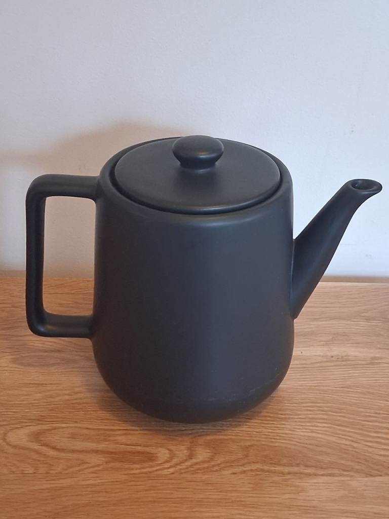 Stylish Black Ceramic Teapot – Good Condition