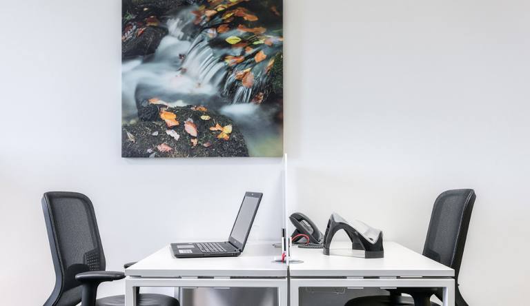Gloucester - GL1 2FB \ Day Office - Private Office When You Need It