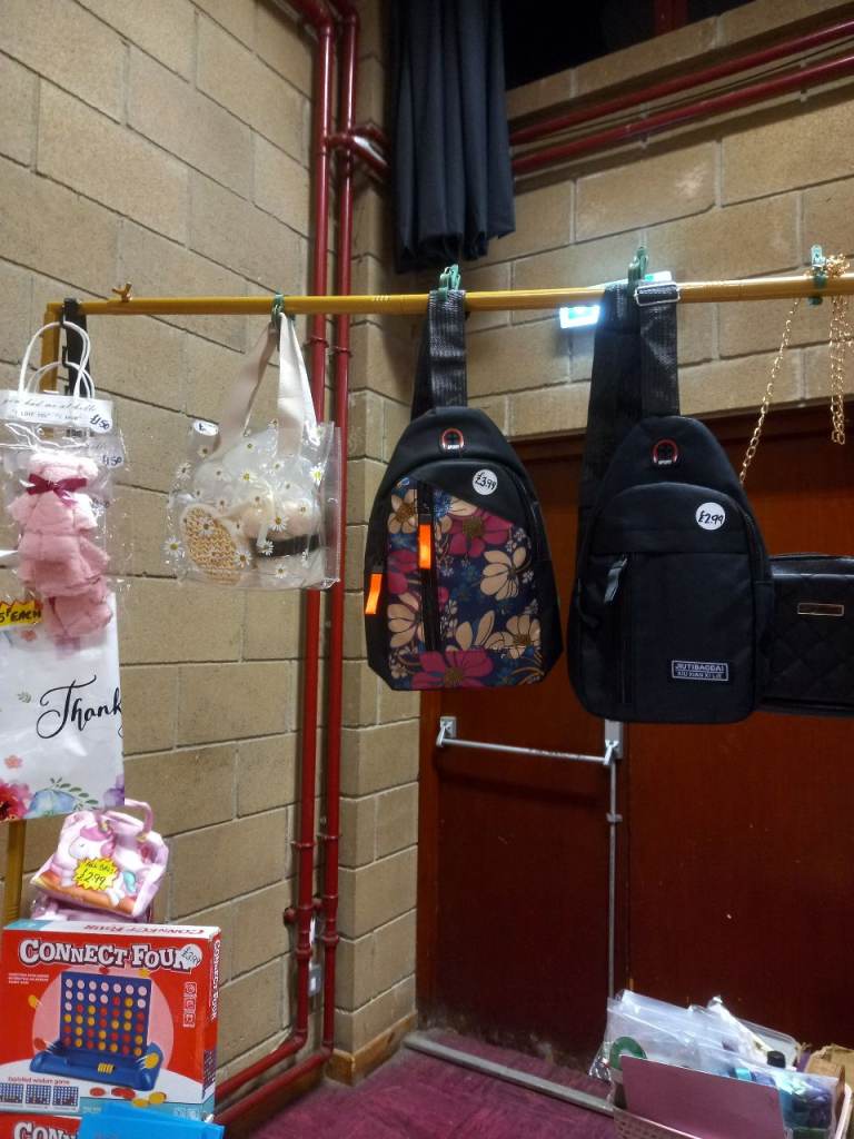 JOB LOT, FOR SALES/ CAR BOOT EVENTS, POPULAR STALL,GENUINE BARGAIN 