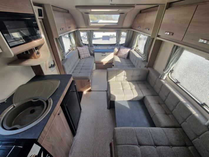 2024 Sprite Quattro FB Grande Used Caravan