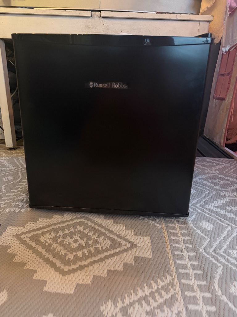 Russell Hobbs counter freezer 