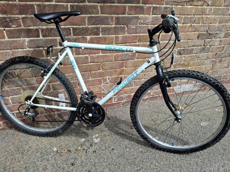 Cheap boy's bike  mountain bike 