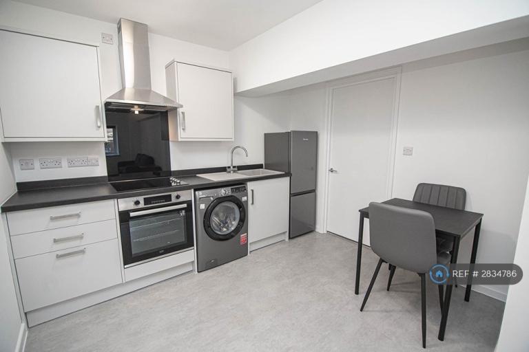 1 bedroom flat in The Maltings, Gainsborough, DN21 (1 bed) (#2834786)