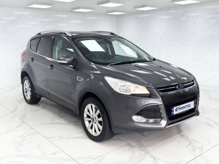 2015 Ford Kuga 2.0 TDCi Titanium SUV 5dr Diesel Manual 2WD Euro 6 (s/s) (150 ps) F/S/H!! 2 HATCHB...