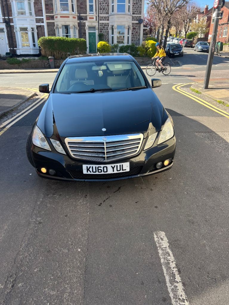 Mercedes e200