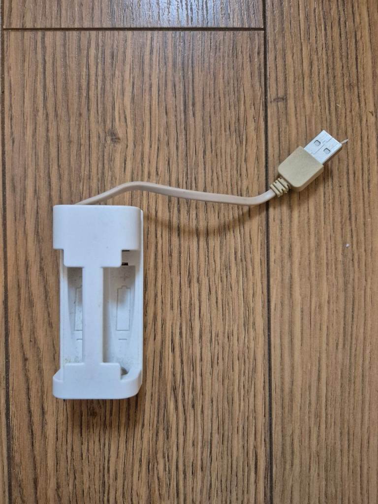 IKEA VINNINGE Battery Charger