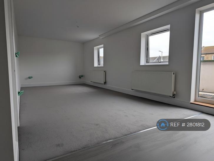 2 bedroom flat in Sweyn Road, Margate, CT9 (2 bed) (#2801812)