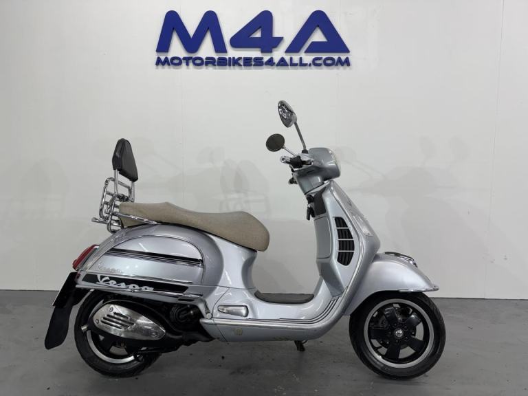 PIAGGIO VESPA GTS 250 2008