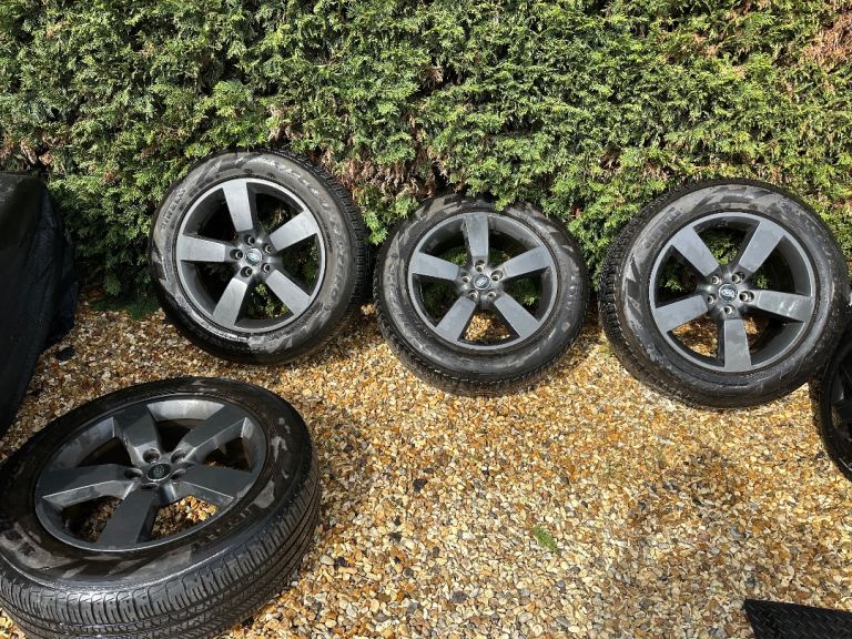 Land Rover Defender genuine rims wheels