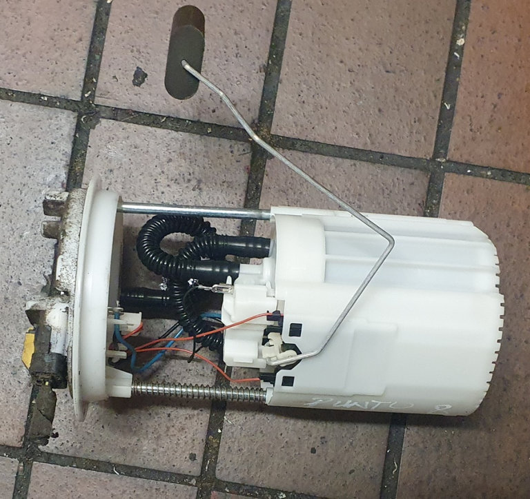 Fiat Punto 1.2 Fuel Pump In The Tank Petrol 2008