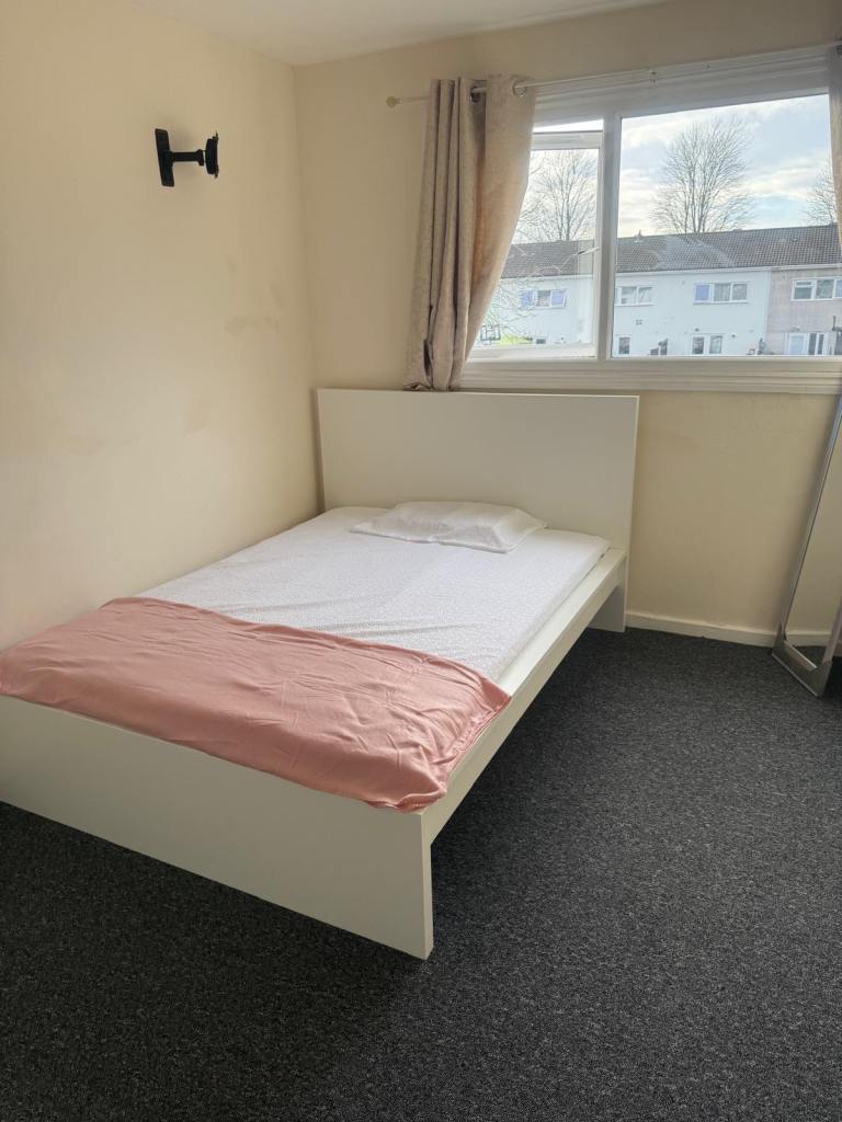 Double  room for rent 