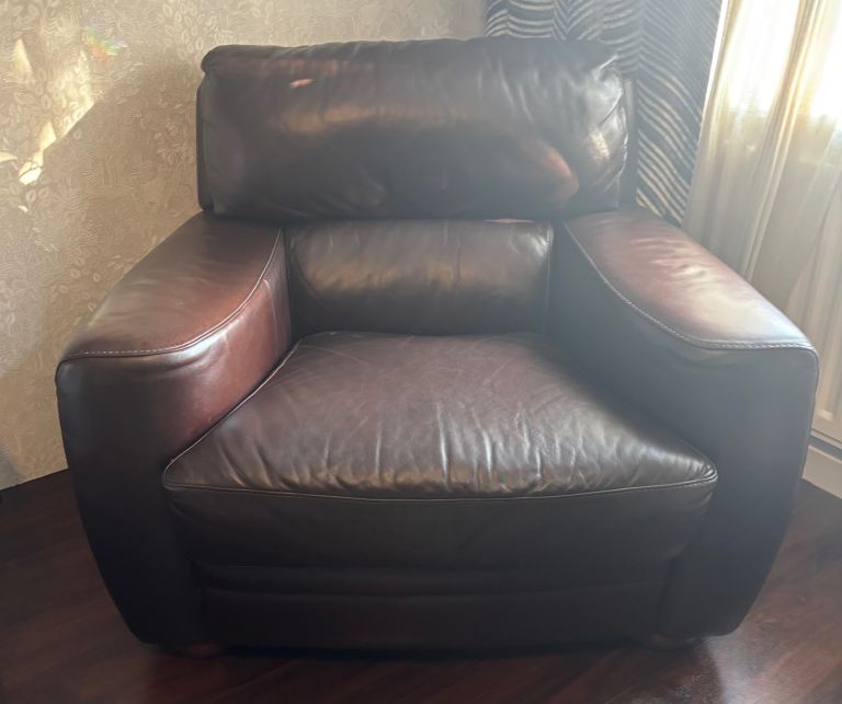 B &B SOFT ITALIA BARKER AND STONEHOUSE Brown Leather Sofa and Armchair Set – Good Condition