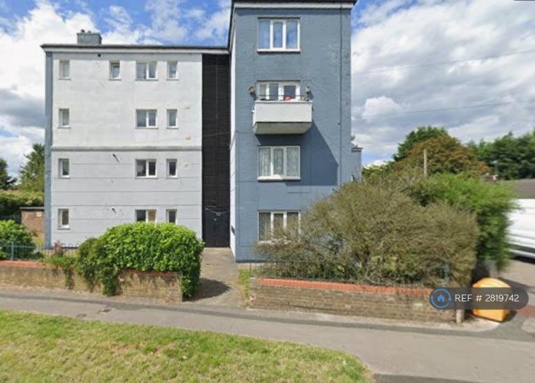 1 bedroom flat in Woolnough Avenue, York, YO10 (1 bed) (#2819742)