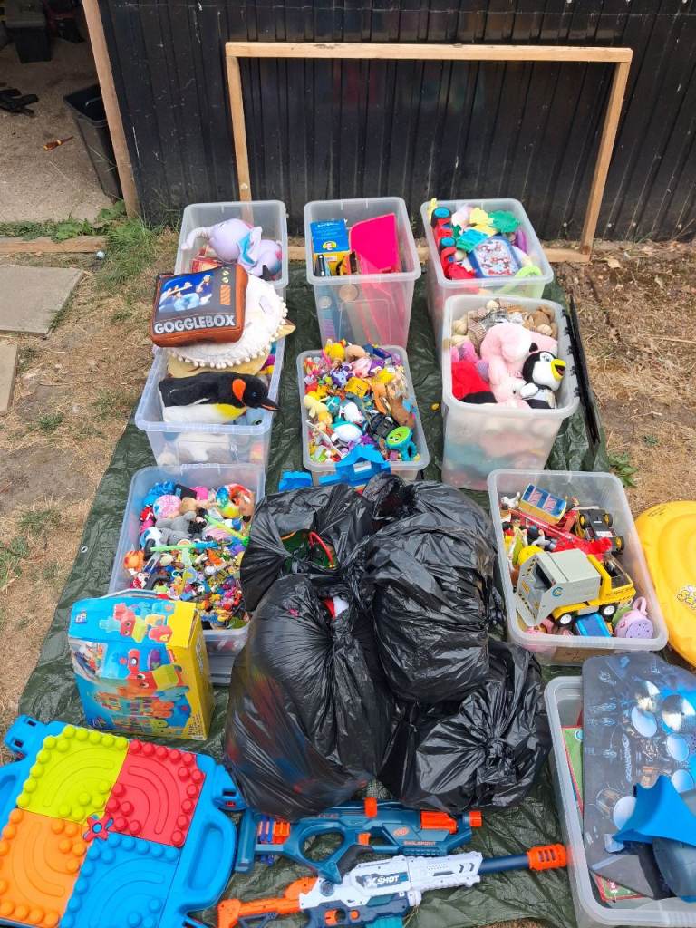 Massive joblot of toys and teddys for sale