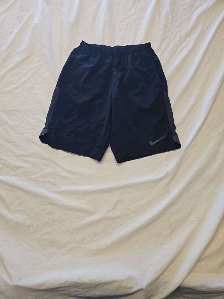 Nike Men's Black Dry-Fit Mesh Panel Performance Running Shorts PP183
