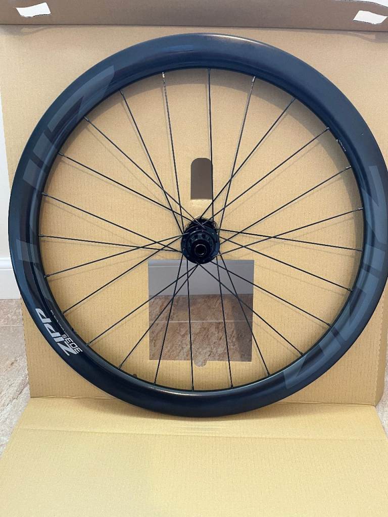 Brand New Zipp 303 S Carbon Tubeless Wheels Disc Brake 700c SHIMANO Hub