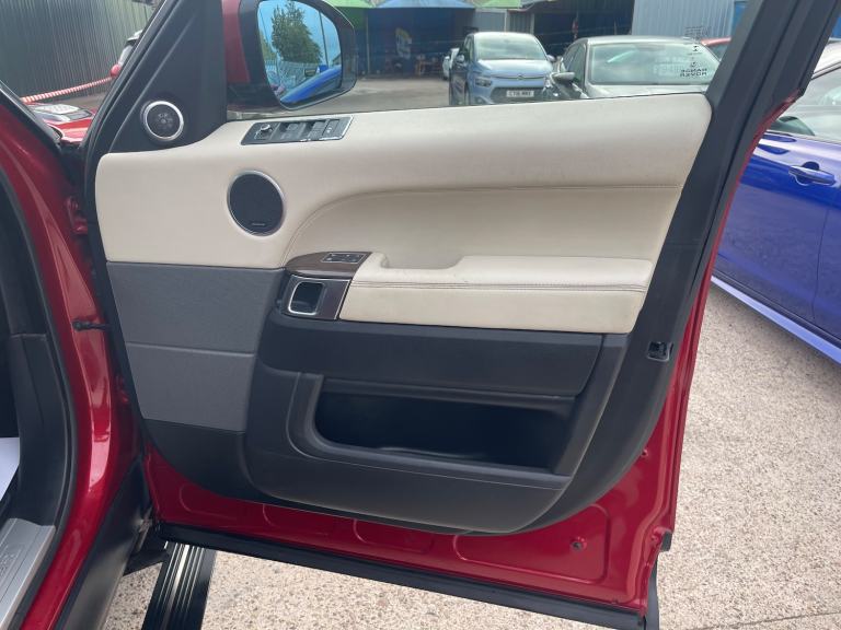 2016 Land Rover Range Rover Sport 3.0 SD V6 HSE SUV 5dr Diesel Auto 4WD Euro 6