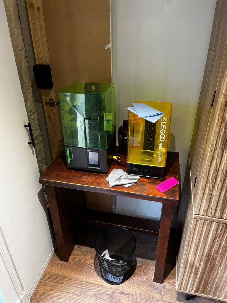 3D printer Elagoo Mars 5  + mercury cure station +’enclosure  