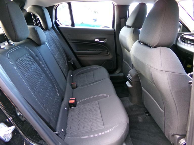 2025 Fiat 600 1.2 Hybrid 48V 136 5dr eDCT-6 HATCHBACK PETROL Automatic