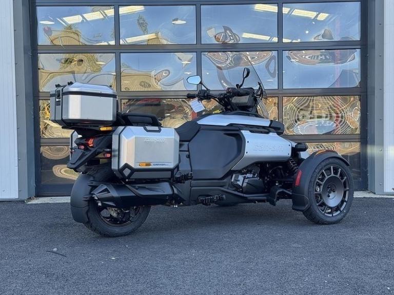 Can-Am Canyon 1330 XT 3-Wheel 