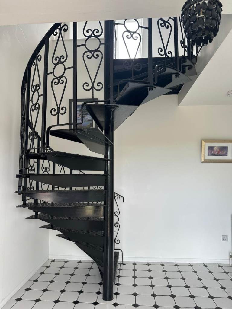 Spiral staircase