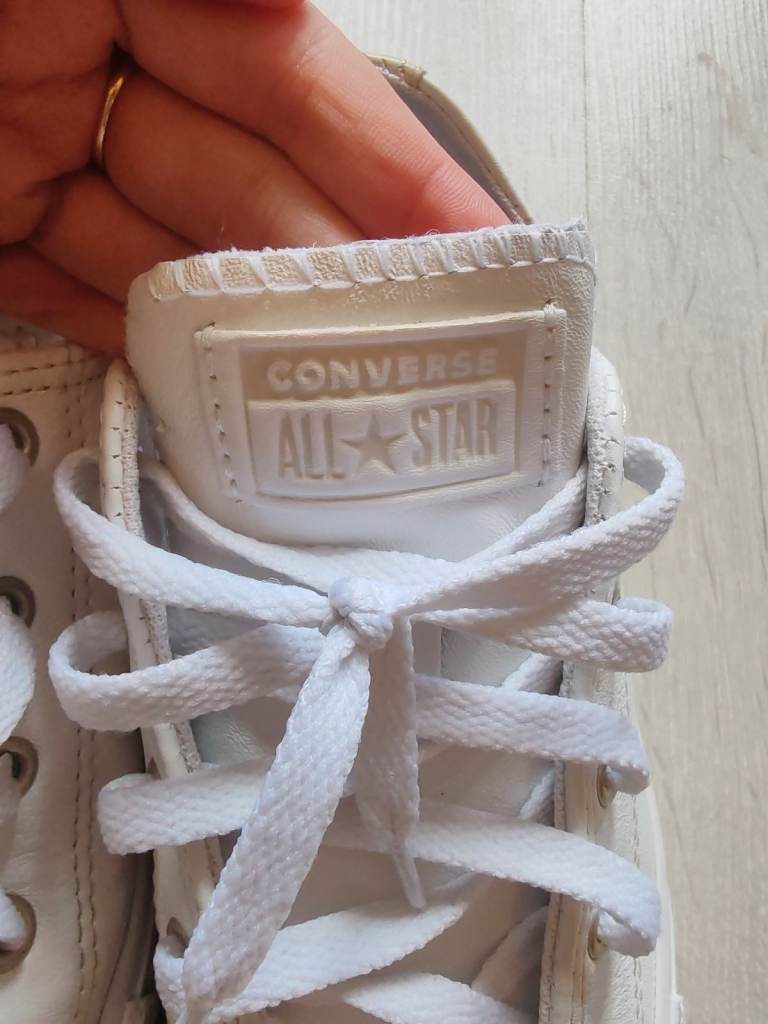 Womens converse trainers size 3.5 UK 