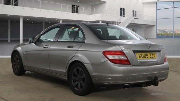 2009 Mercedes-Benz C Class 1.6 C180K BlueEfficiency SE Auto Euro 4 4dr SALOON Petrol Automatic